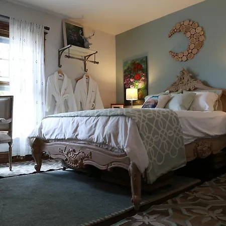 Lincoln Way Inn B&B-3